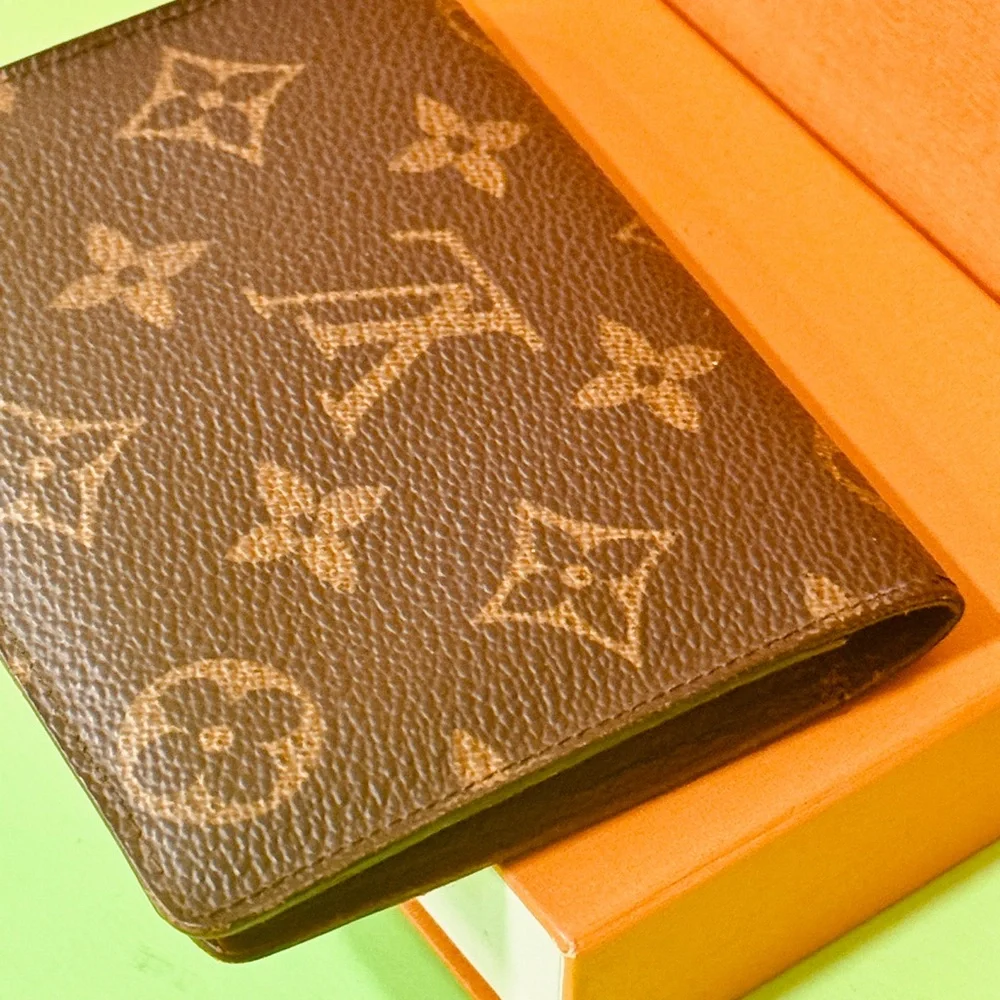 Louis Vuitton Brown Monogram Card Holder ID holder multi holder - Picture 14 of 15
